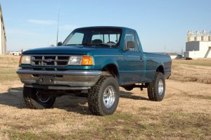 Ford Ranger Suspension Lift Kit - Rough Country - 4 Inch Lift - '83-'97